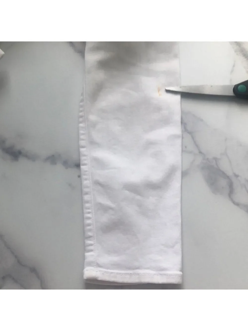 Le Skinny De Jeane Blanc White Distressed Jeans by Frame Denim Size 27